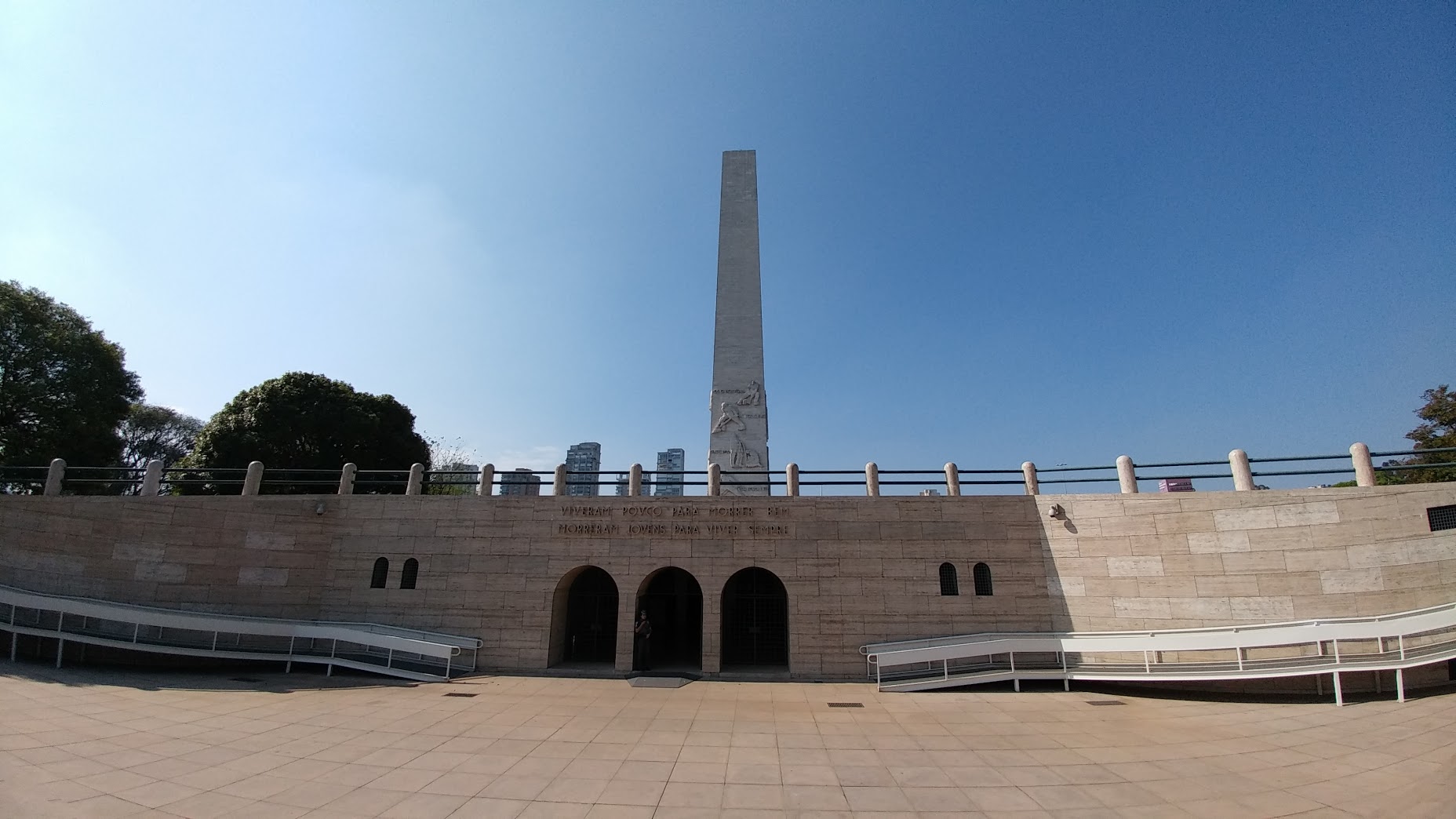 Obelisco aos Heróis de 32 - foto Guilherme Sausanavicius 5