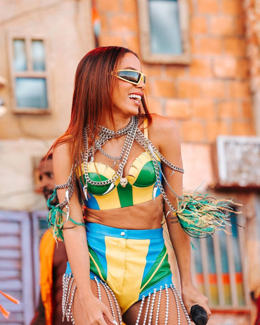 Anitta sofreu body shaming.