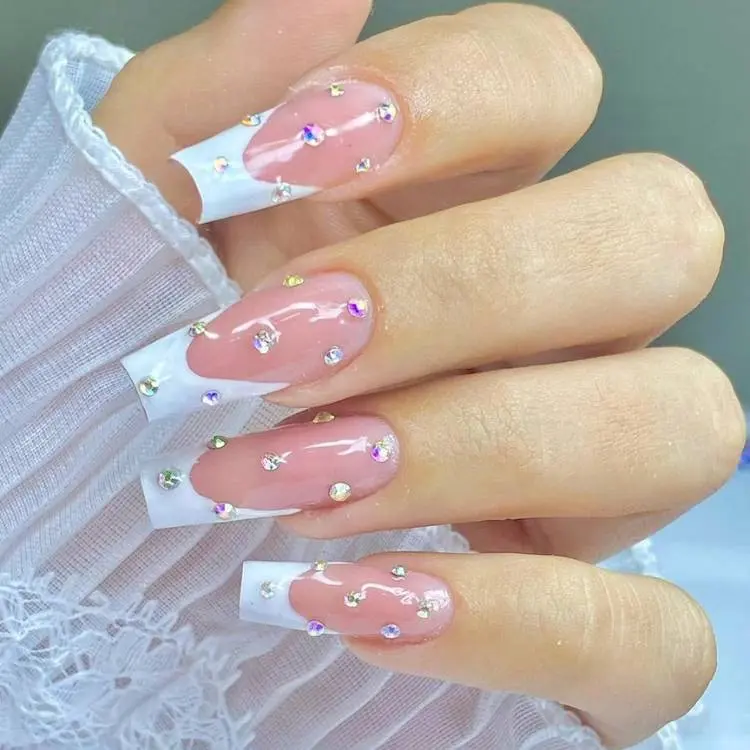 unha quadrada com francesinha grossa com strass