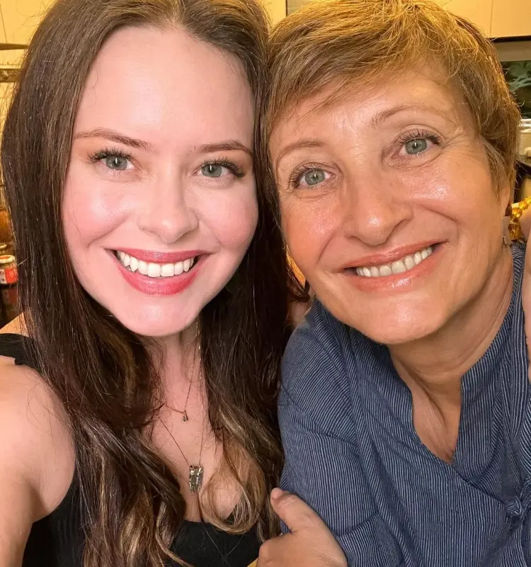 Sonia Bridi é mãe de Mariana Bridi