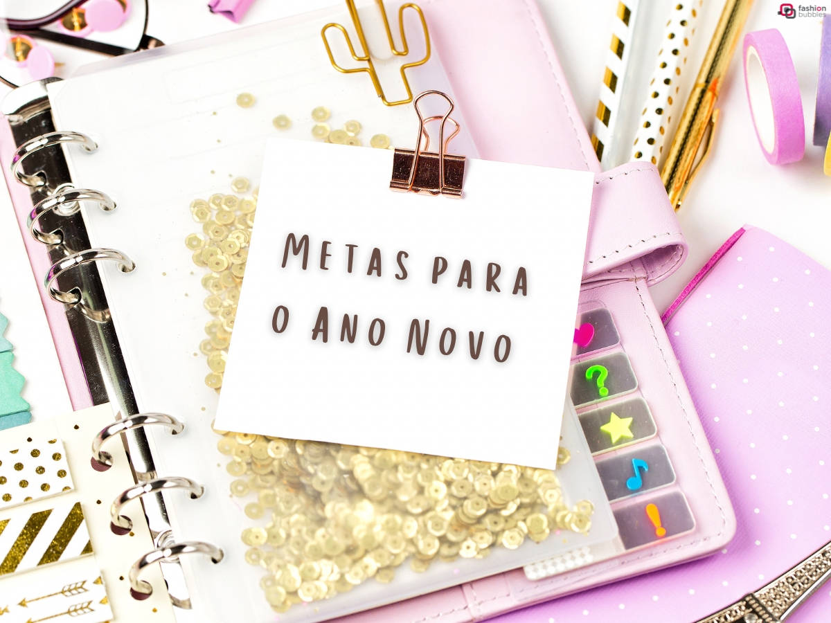 Ilustração de planner colorido com metas de Ano Novo