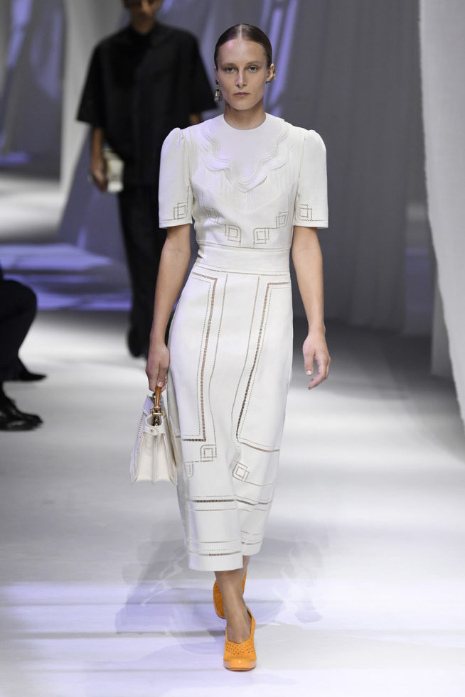 vestido de linho Fendi