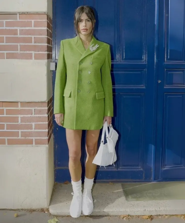 Foto de Anttónia de look Lacoste para a Paris Fashion Week SS26