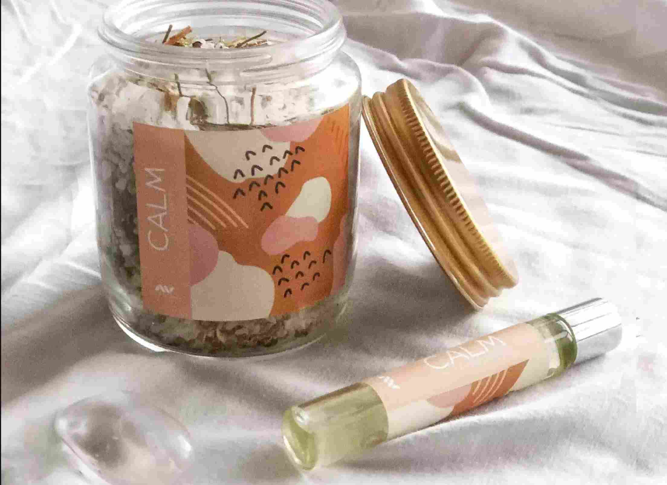 kit aromaterapia, pote e rollon 