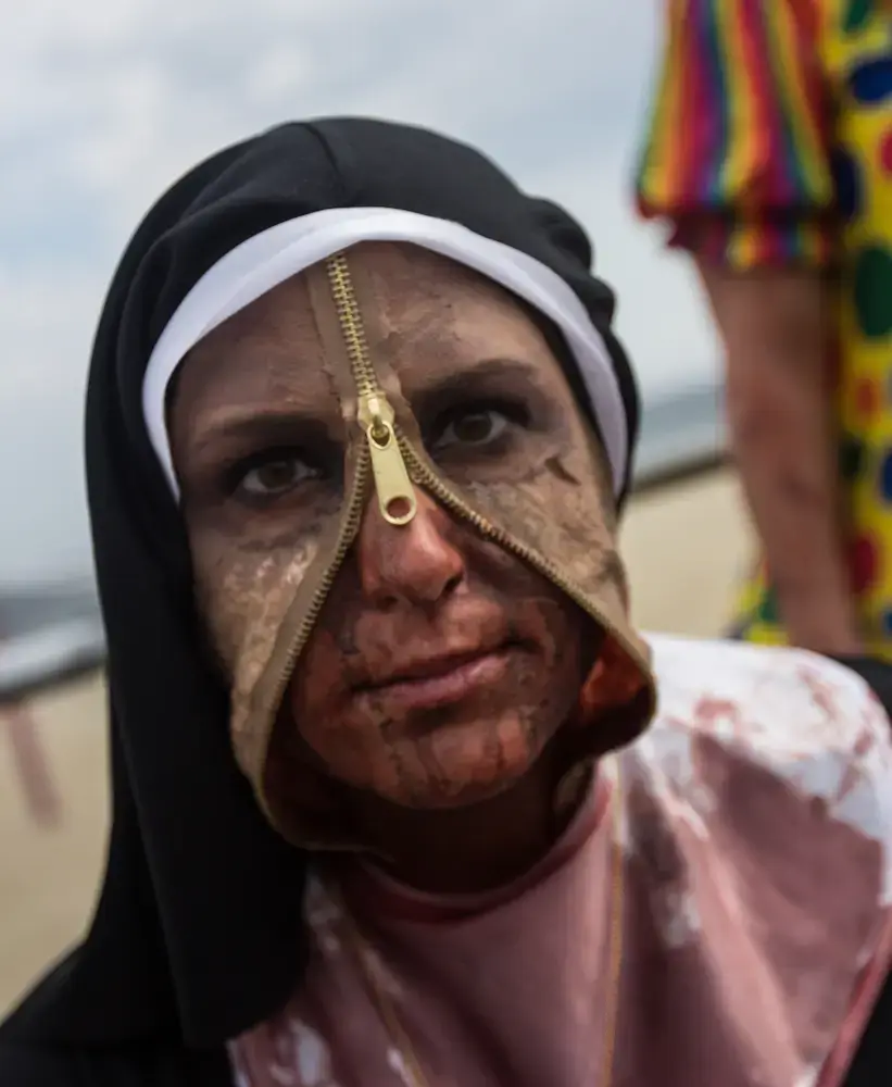 Zombie-Walk-2012-33