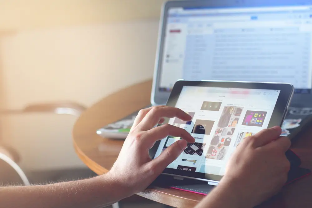 Tablet e computador Comércio eletrônico