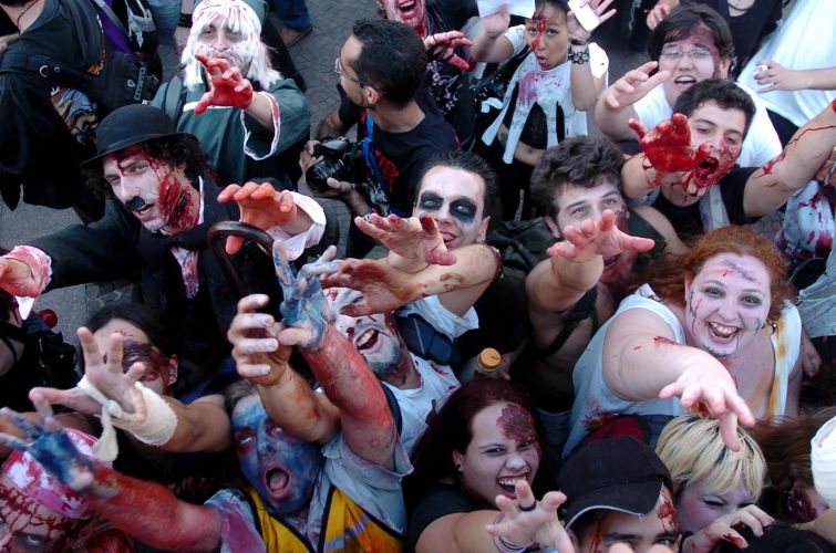 091102zombie_f_016