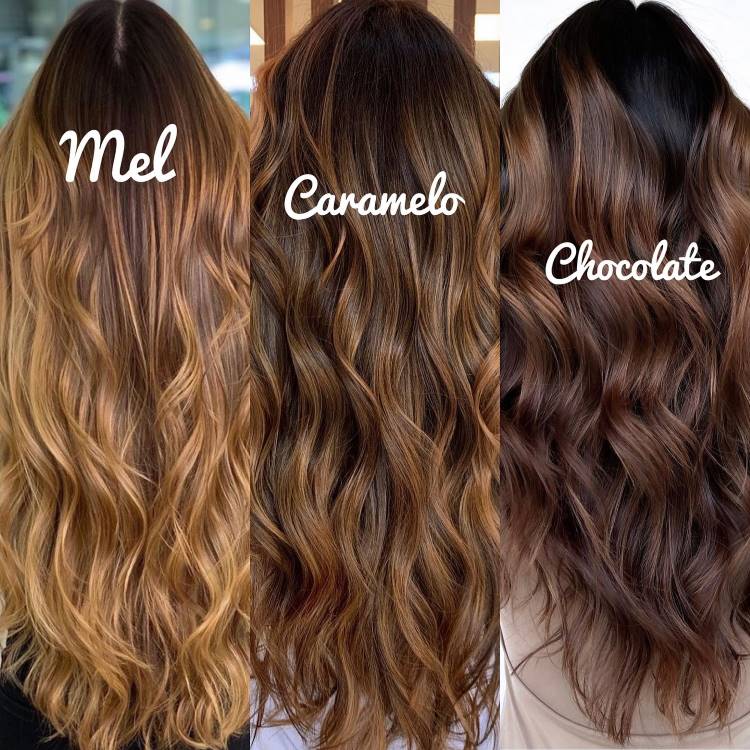 A imagem apresenta três seções de cabelo castanho iluminado, cada uma com uma tonalidade diferente: "Mel", "Caramelo" e "Chocolate". As mechas são longas e onduladas, demonstrando a variação de cores e brilho, ideais para mostrar opções de coloração.







