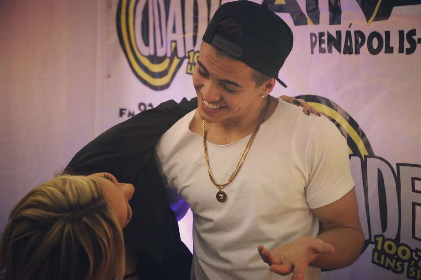 Biel - Este não foi um ano bom para MC Biel. Após ser acusado de assédio sexual por uma repórter, o funkeiro se envolveu em mais uma série de confusões e teve o contrato com a Warner Music cancelado. 