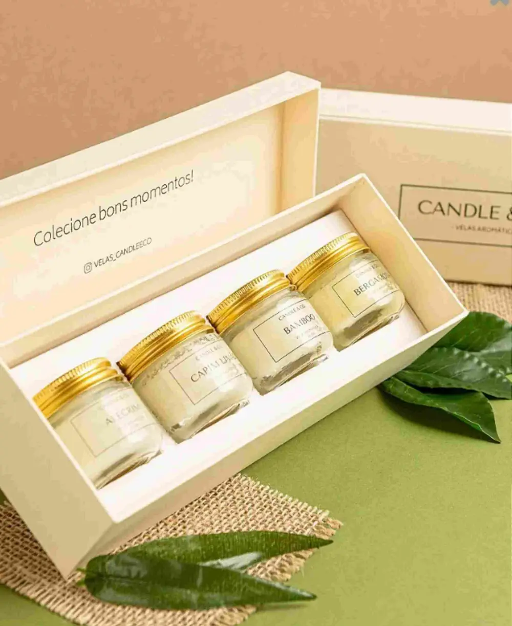 caiixa com kit de 4 velas