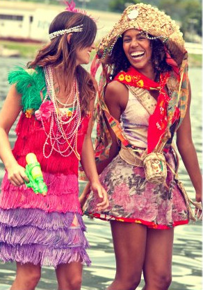 Especial Carnaval: Dicas de fantasias, looks e makes para você arrasar na festa mais animada do ano!