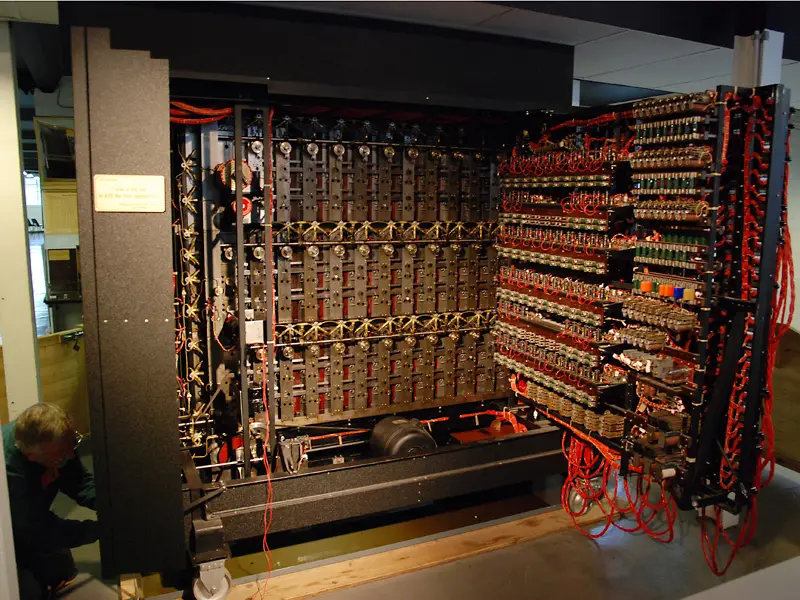 Reprodução de uma "bomba" de Alan Turing.