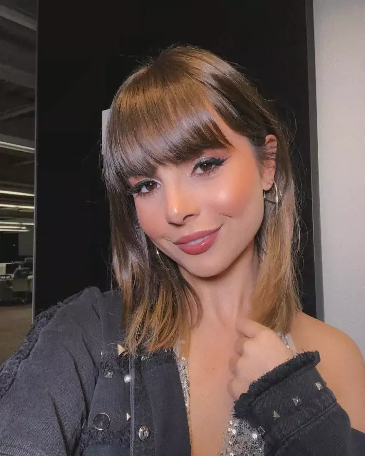 E o meigo repicado com franja Giovanna Ferrarezi