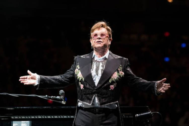 Elton John tem transtorno alimentar. Elton John.