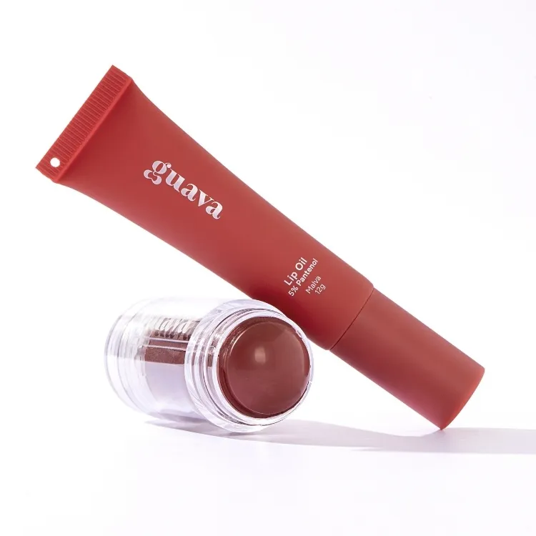 Multistick 4 em 1 e Lip Oil Regenerador na cor Malva, da Guava, um dos lançamentos de beleza de agosto de 2026