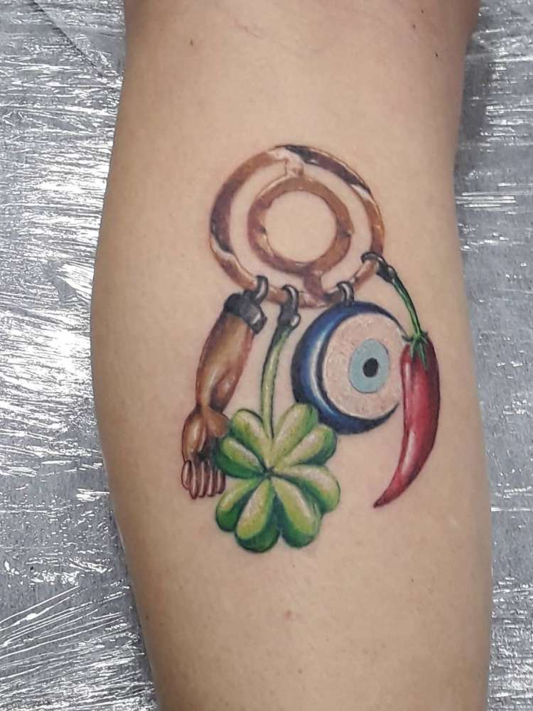 Opção de tatuagem de olho grego