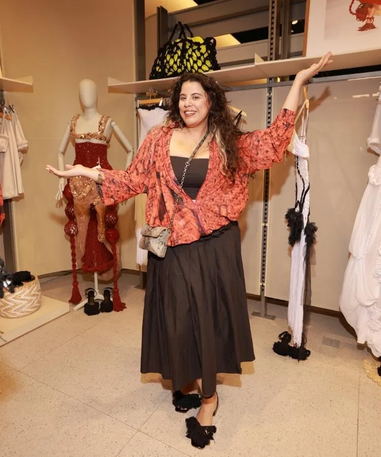 Duda Carvalho, estilista da Carnavália, uma das marcas do projeto Mãos da Moda, da Riachuelo com a Nordestesse