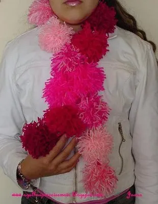 cachecol-com-pompom