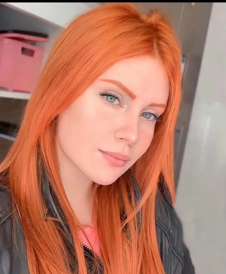 cabelo pintado de ruivo