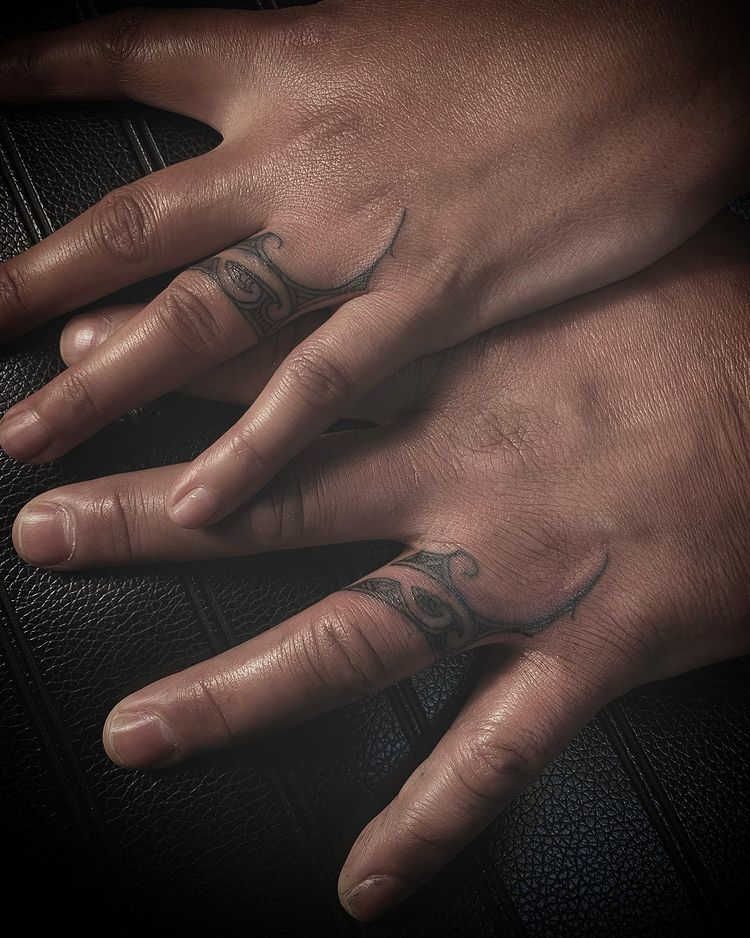tatuagens imitando anéis