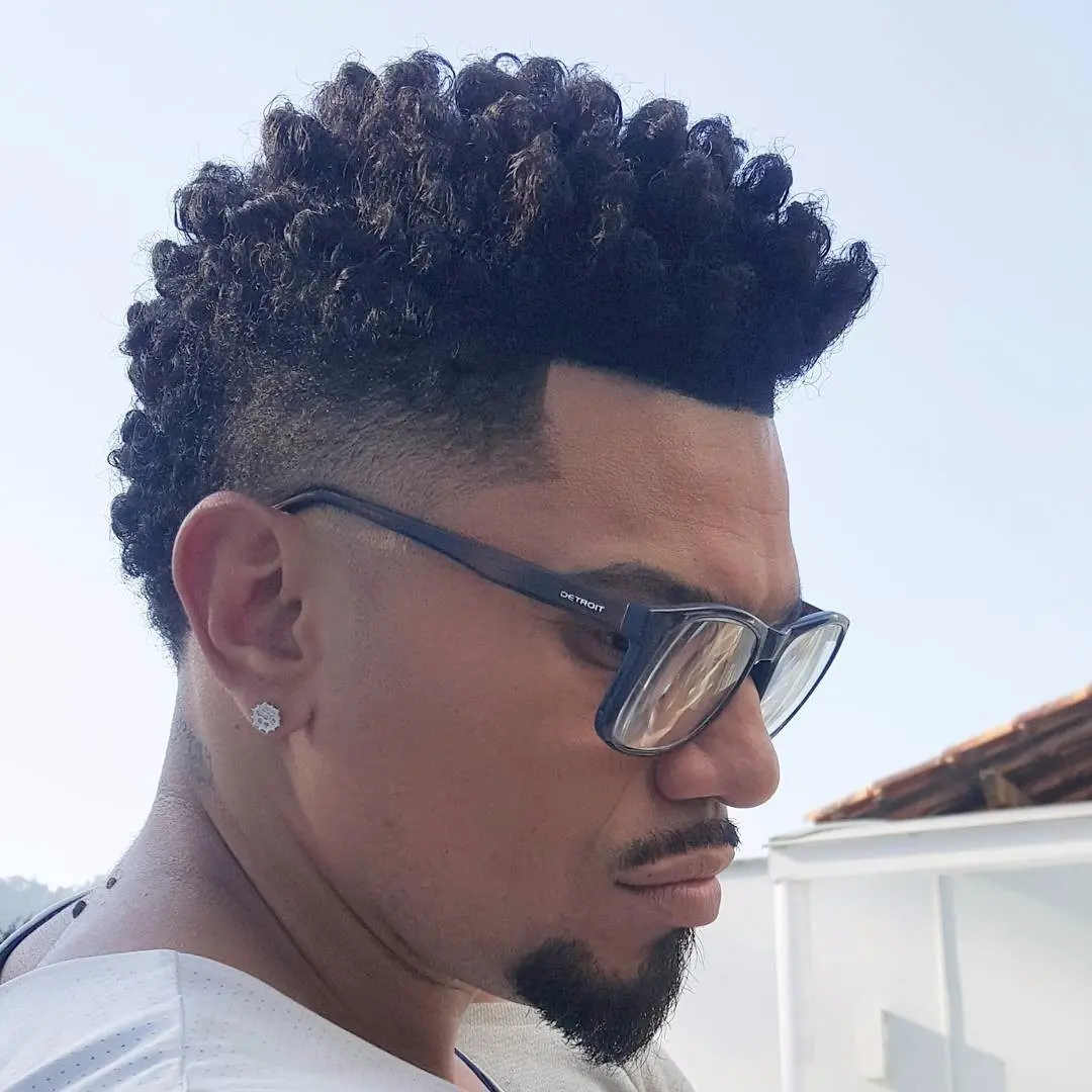 Cortes de cabelos afros masculinos