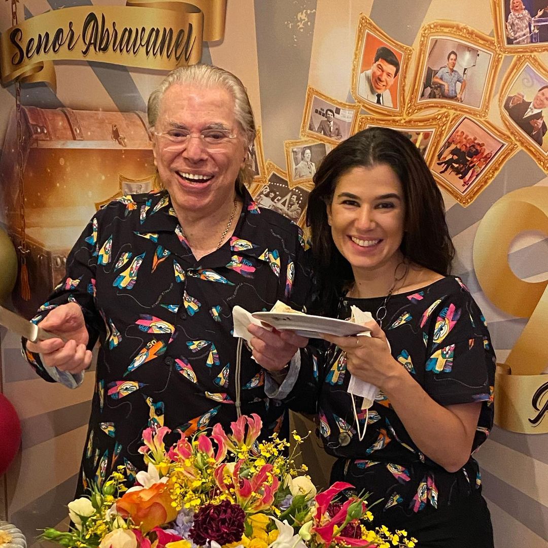 rebeca abravanel e silvio santos em um aniversário