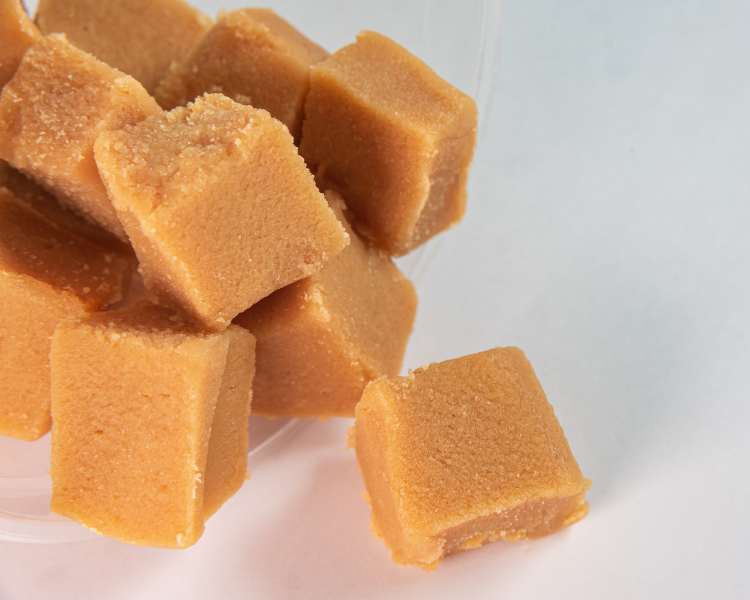 Doce de leite em pedaço - doces de festa junina