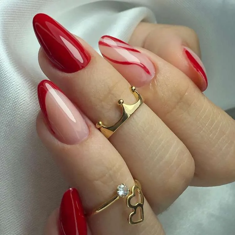 Unhas vermelhas decoradas, francesinha e ondas