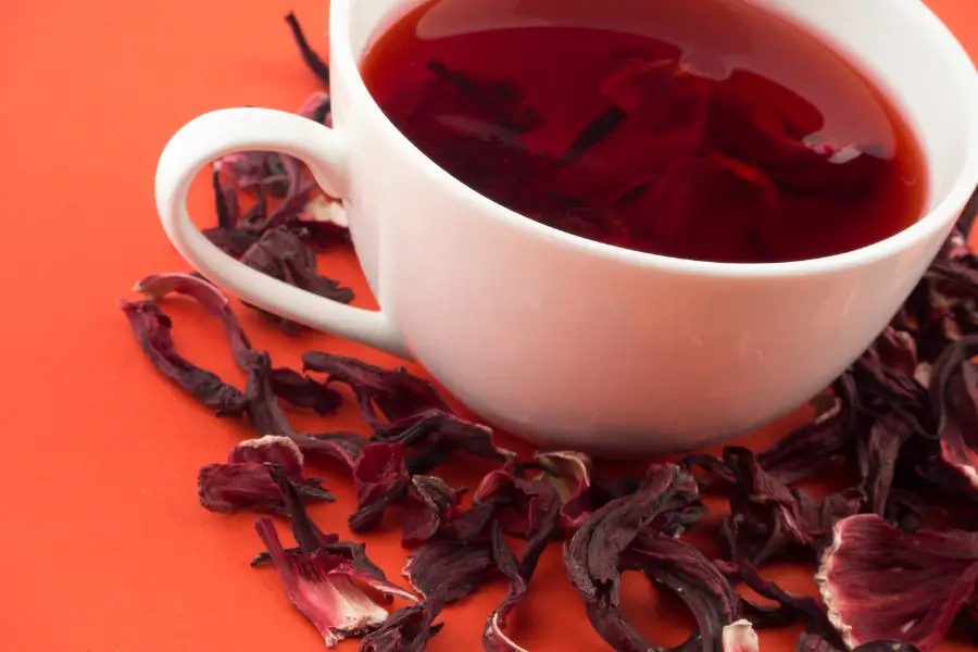 Chá de hibisco.
