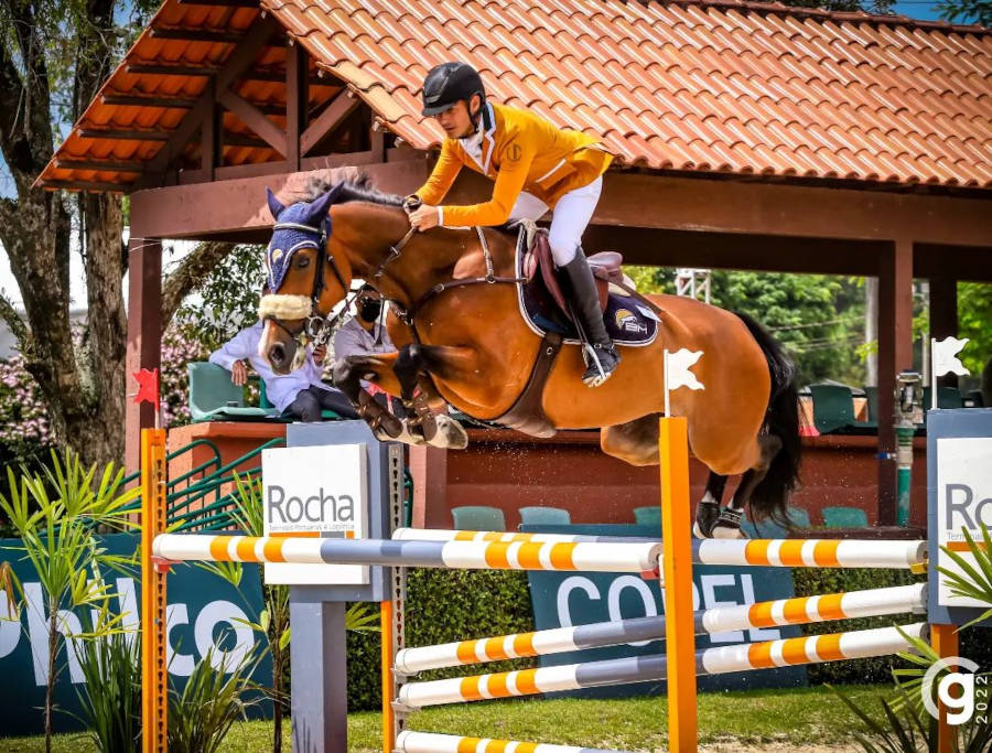 Pedro Teixeira patrocinado pela Vainqueur Cheval.
