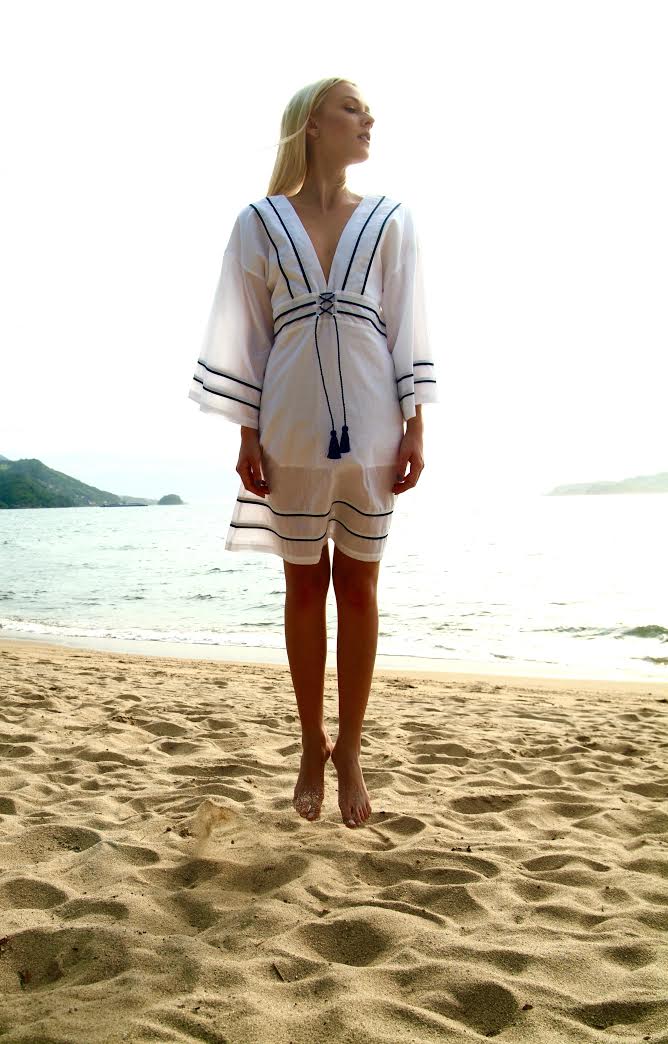 vestido-branco-de-ano-novo-744-resort-collection