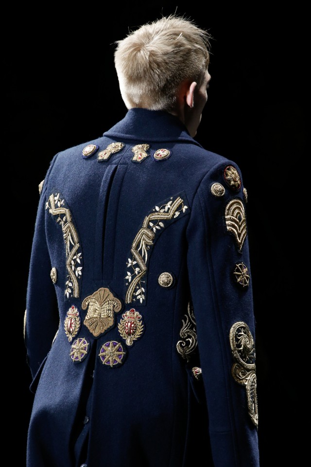 militar-dries-van-noten2-autunnoinverno-2016-17