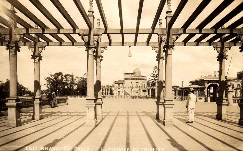 Esplanada do Trianon no início do século 20