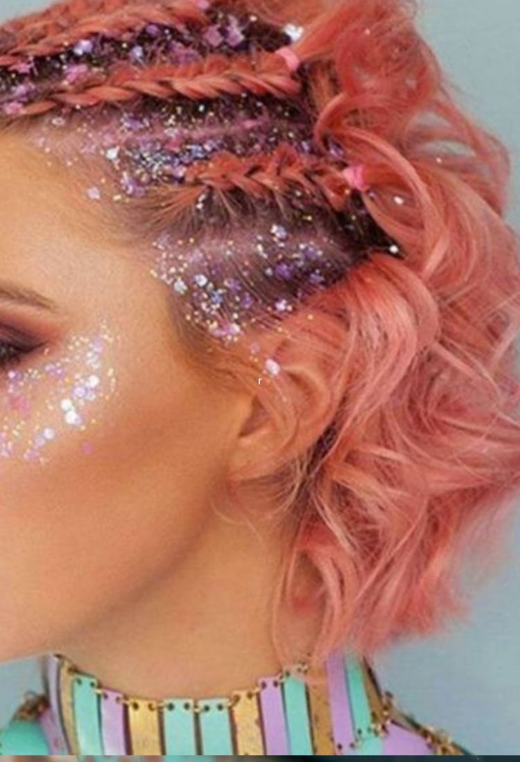 Penteados de Carnaval cabelo médio