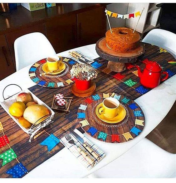 Mesa de café da manhã.