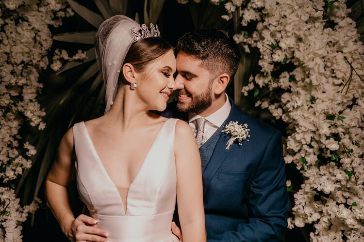 Recém-casados.