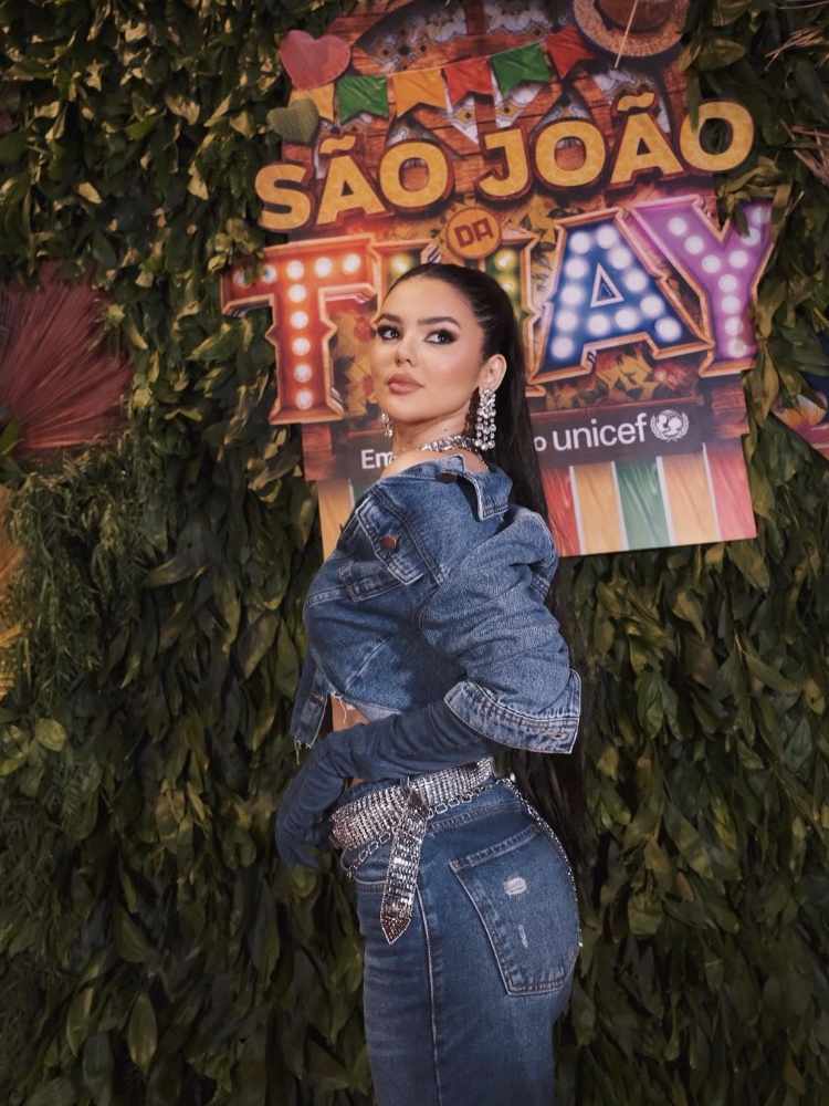 Eslo Marques com look junino all jeans
