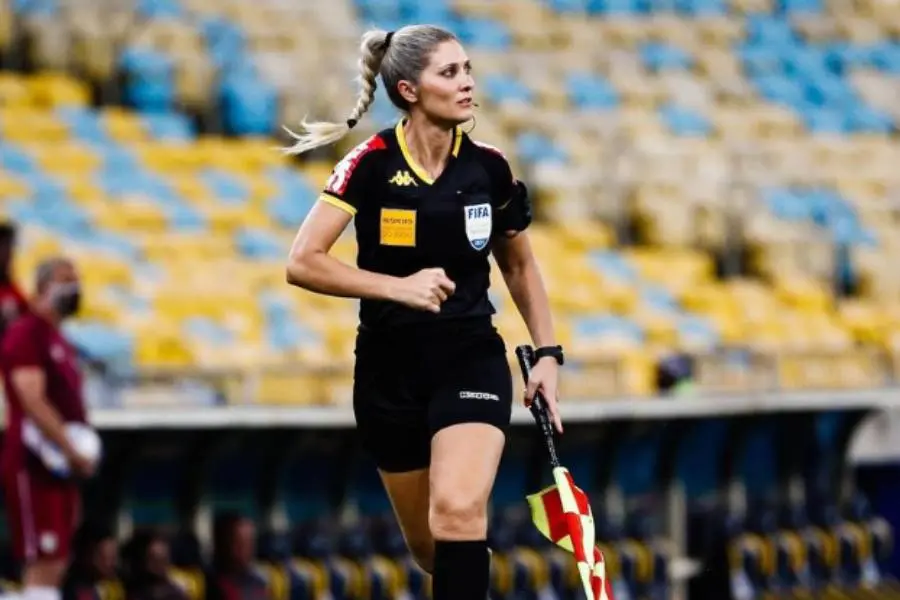 Neuza Back será bandeirinha na Copa do Mundo.