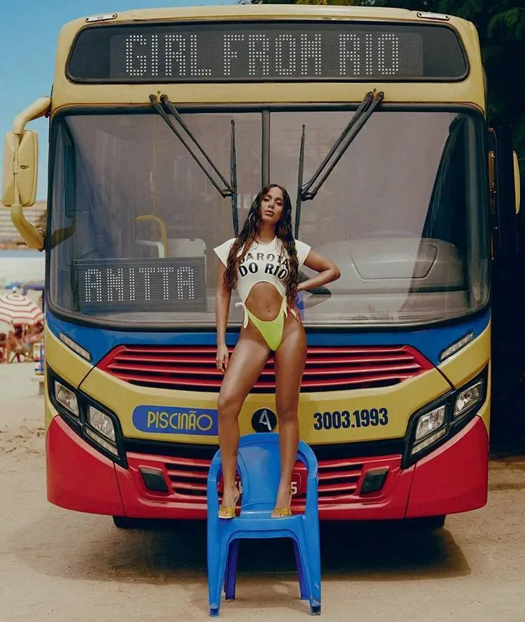 Foto de Anitta - Melhores memes 2021.