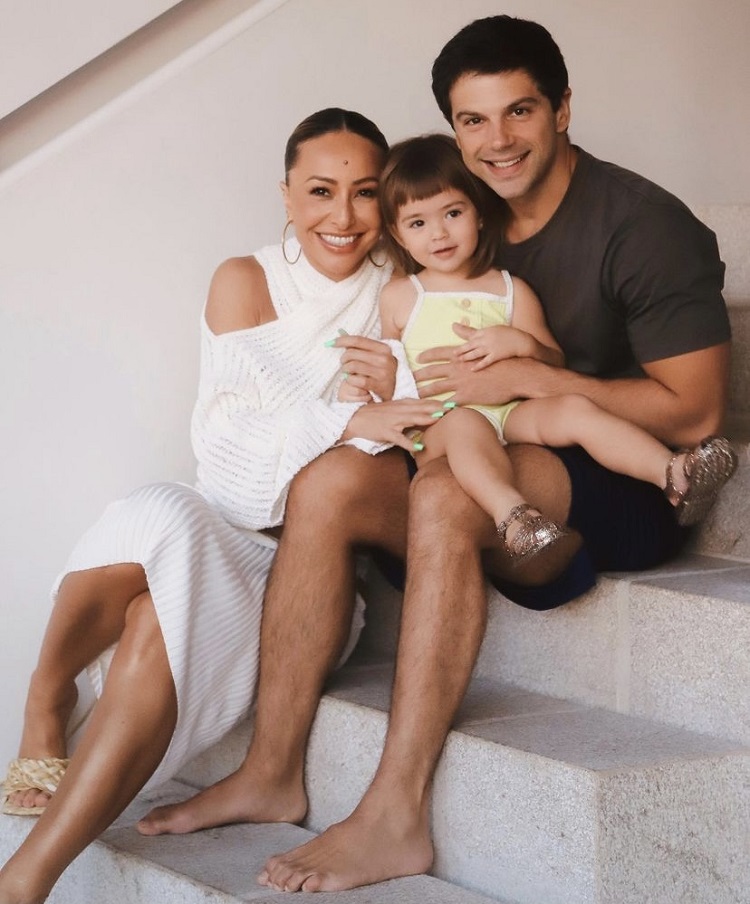 Foto de Sabrina Sato com a família