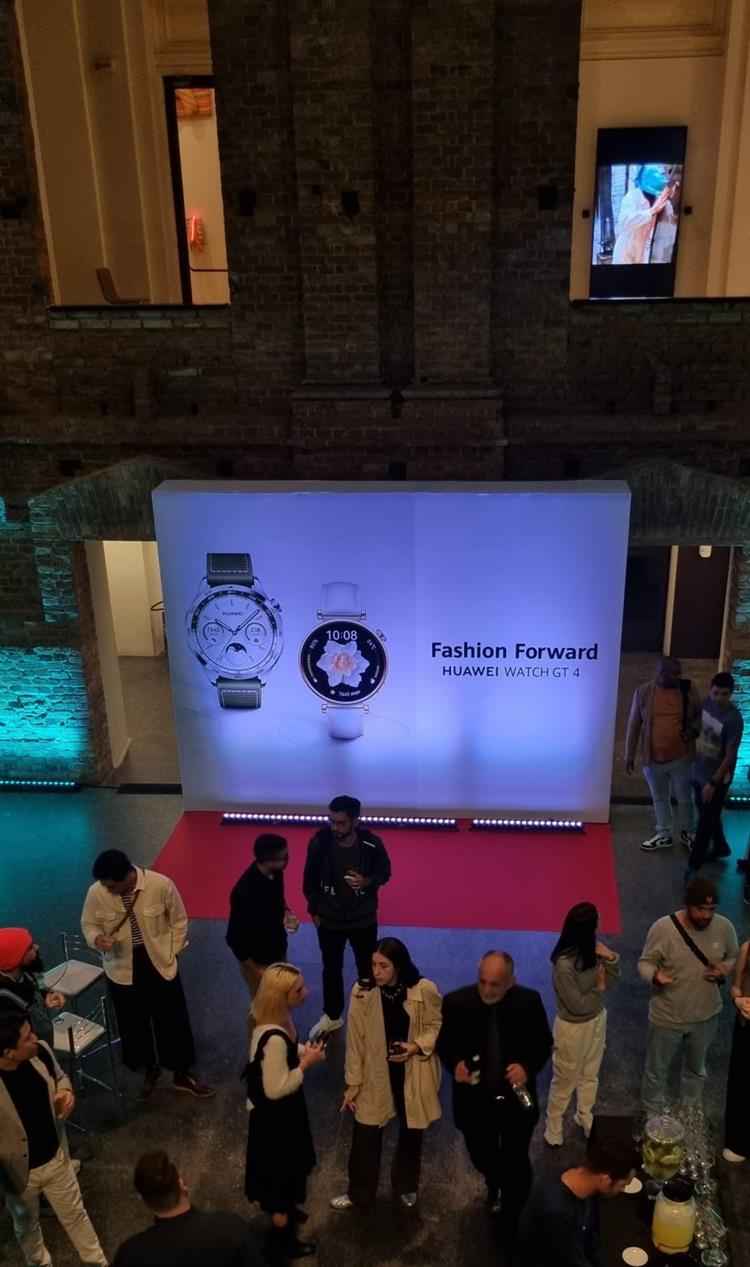 evento da marca chinesa huawei na pinacoteca
