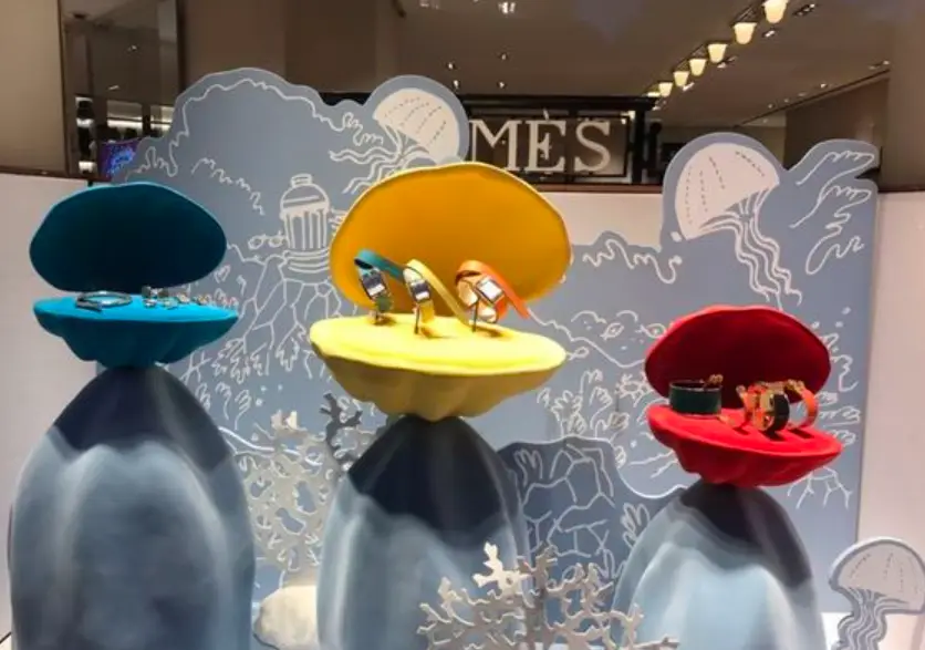 Inspiração para vitrine temática fundo do mar 