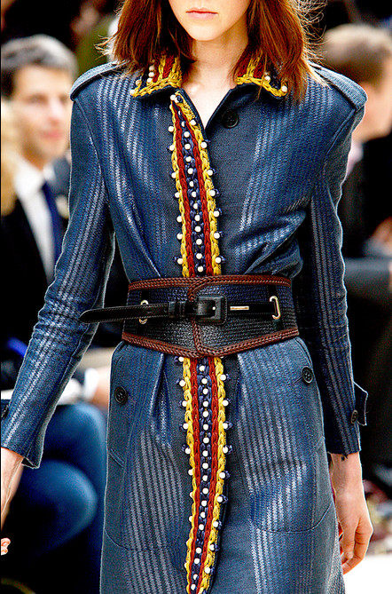 looks para executivas camisas e social (11)