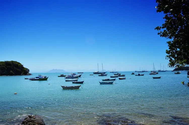 Praia em Búzios, no estado do Rio de Janeiro