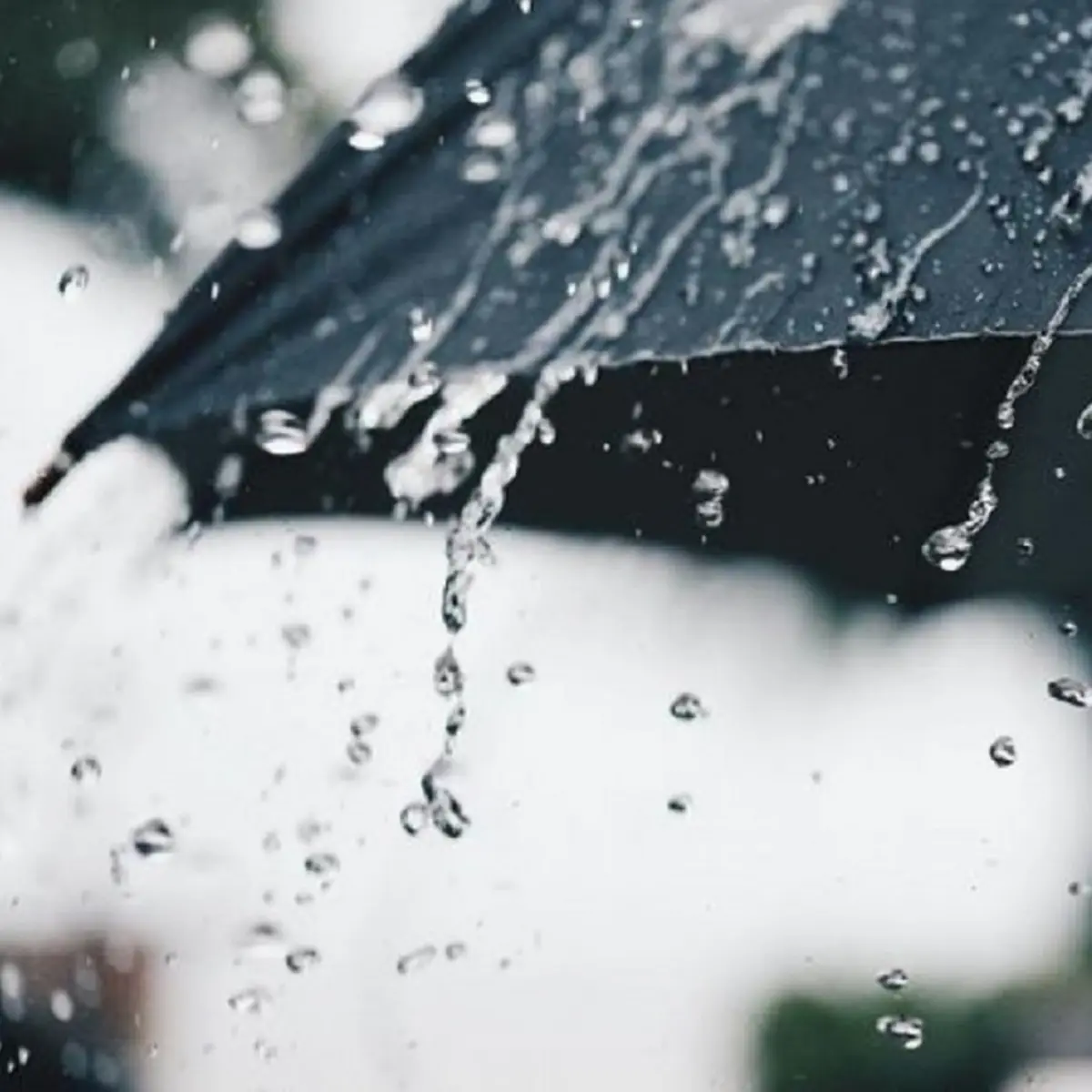 Som de chuva.