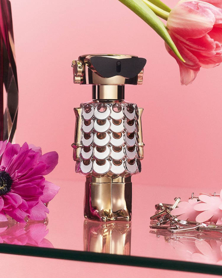 Perfume feminino da marca.