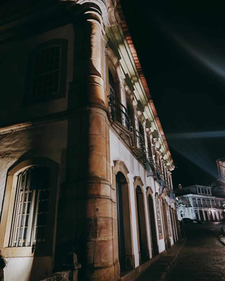 foto de prédio em ouro preto, miinas gerias