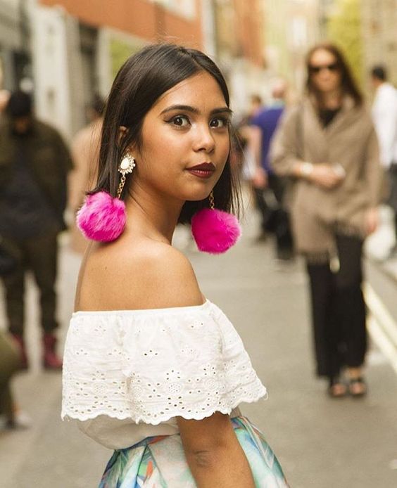 looks de carnaval pompom brinco