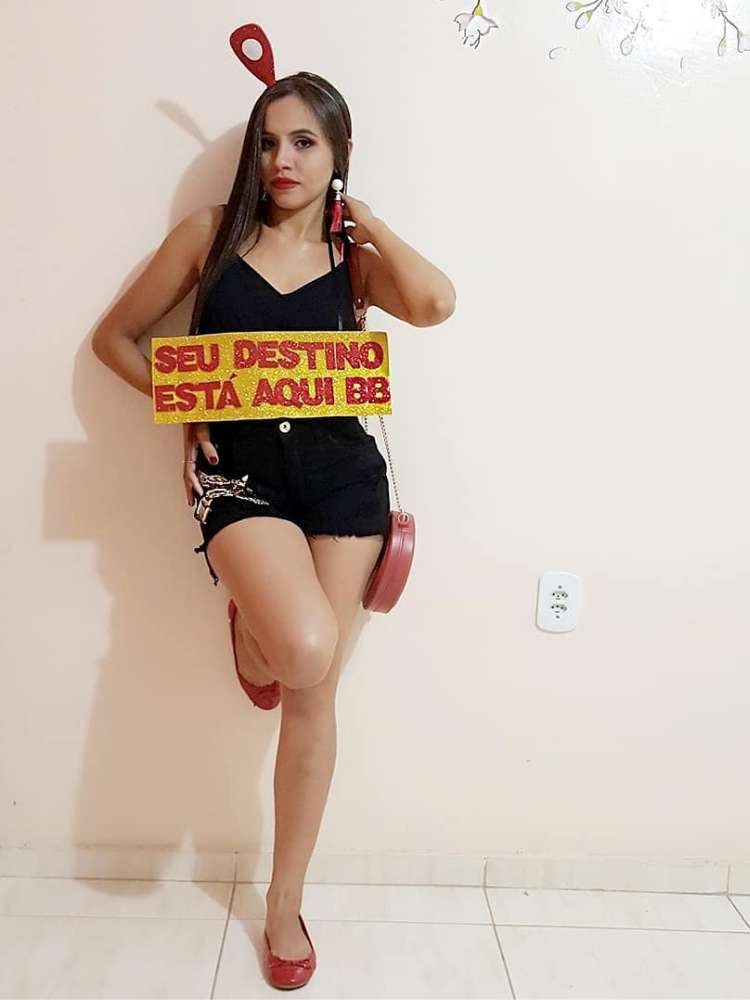 Opção de plaquinhas para look de Carnaval