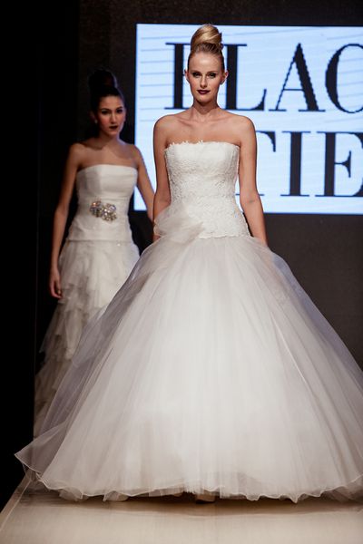 3-BlackTie